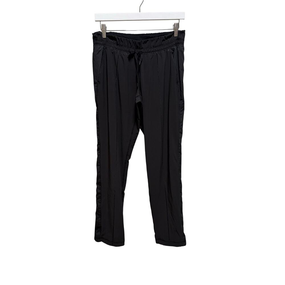 Lululemon Black Casual Trouser Style Pants Women's Size 8